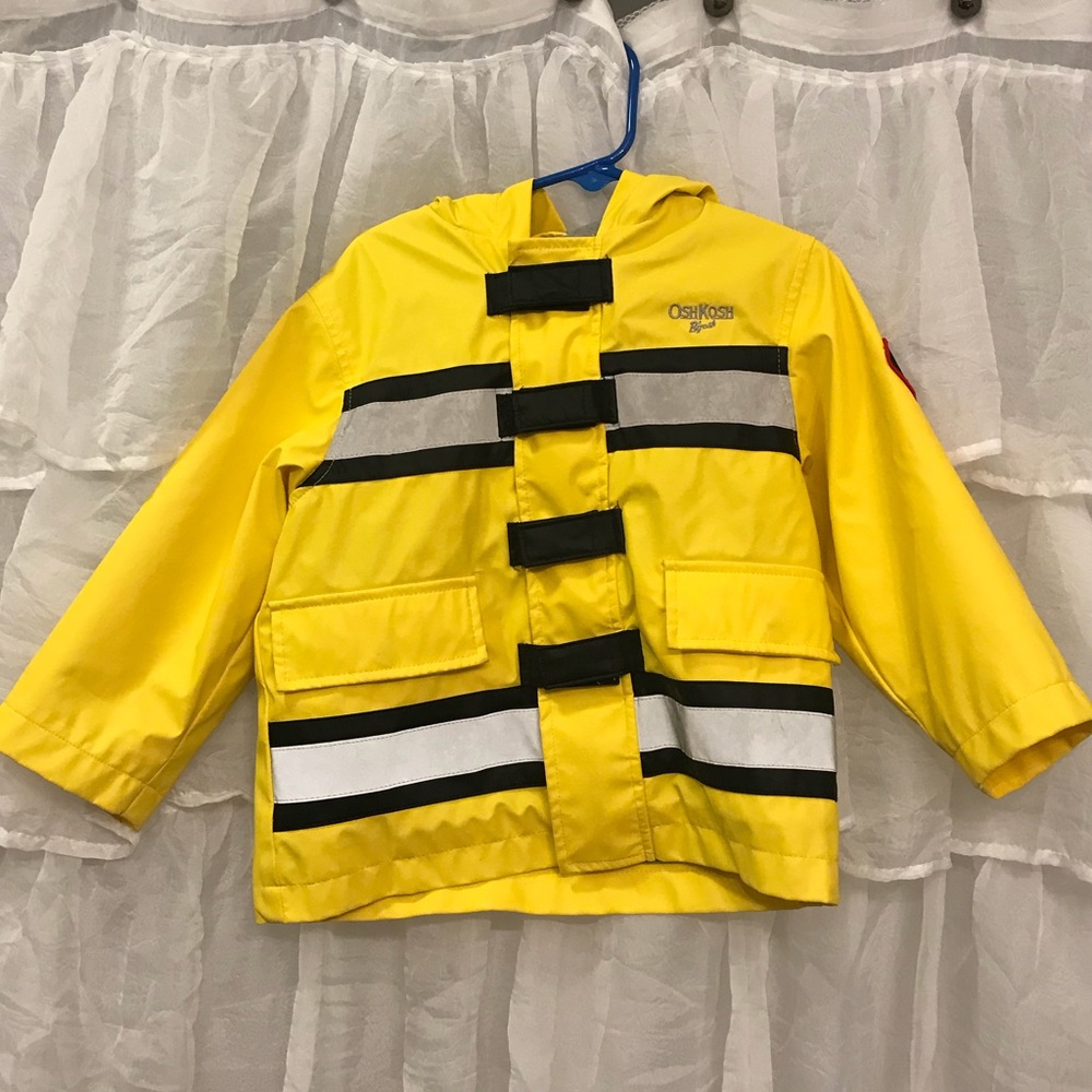 Boys OshKosh B’gosh firefighter rain jacket